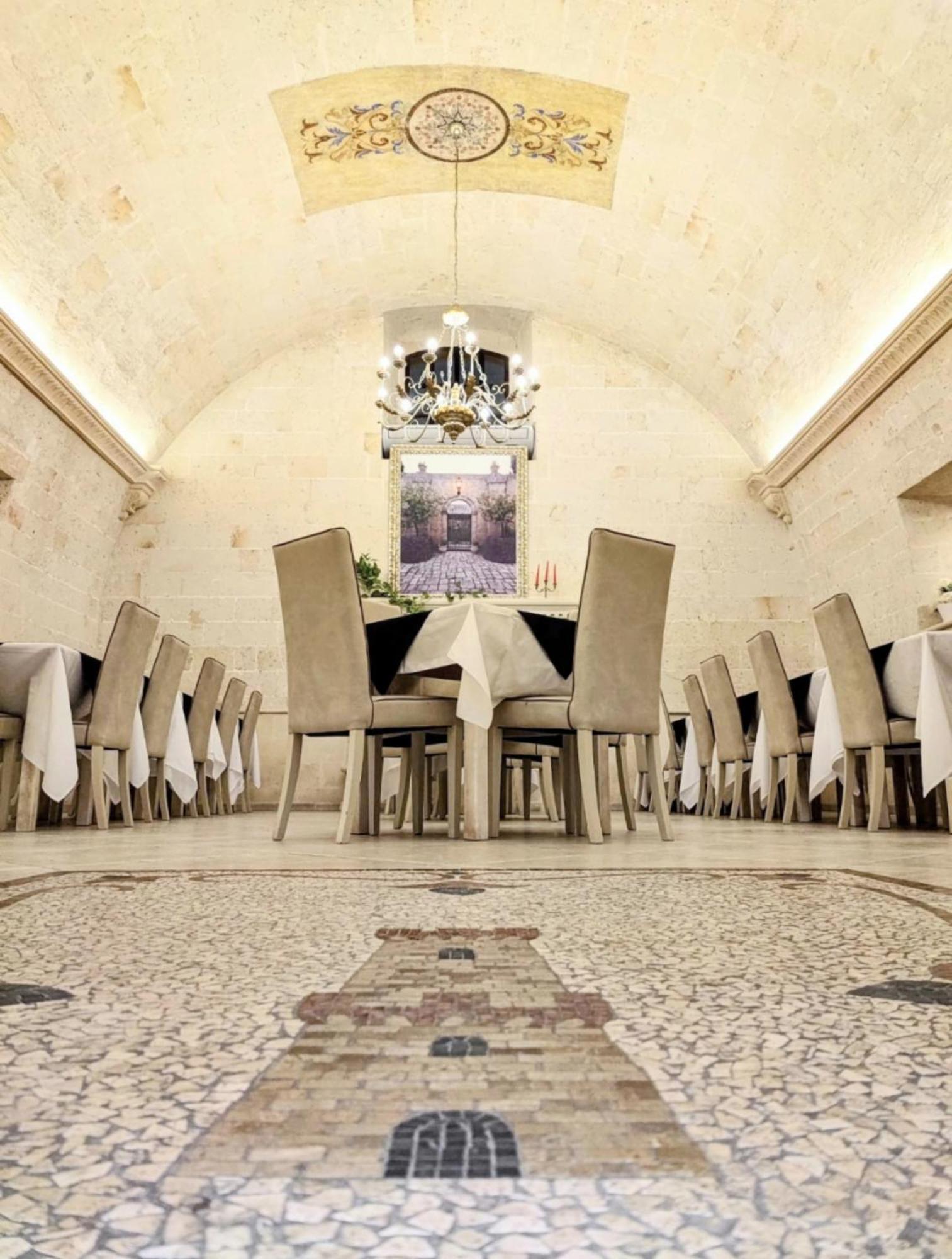 Castello Conti Filo Panzió Torre Santa Susanna Kültér fotó